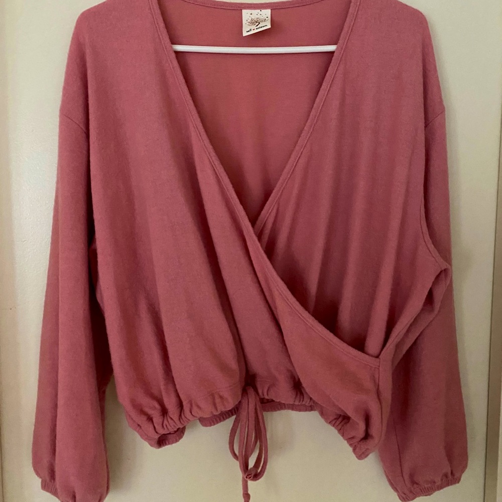 Pink sweater size M
